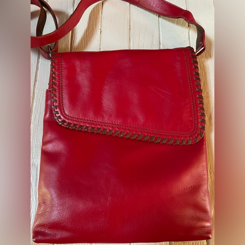 Ili New York Red Leather Purse